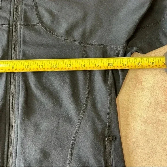 Lululemon Black Shape Zip Up Athletic Jacket - Picture 6 of 9